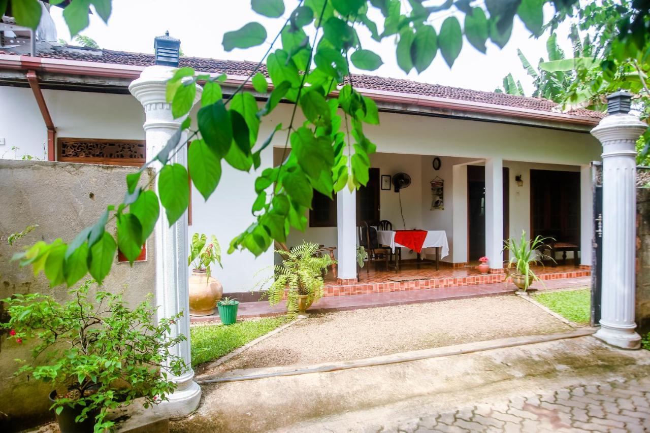 Ranjith Guest Mirissa Exterior foto